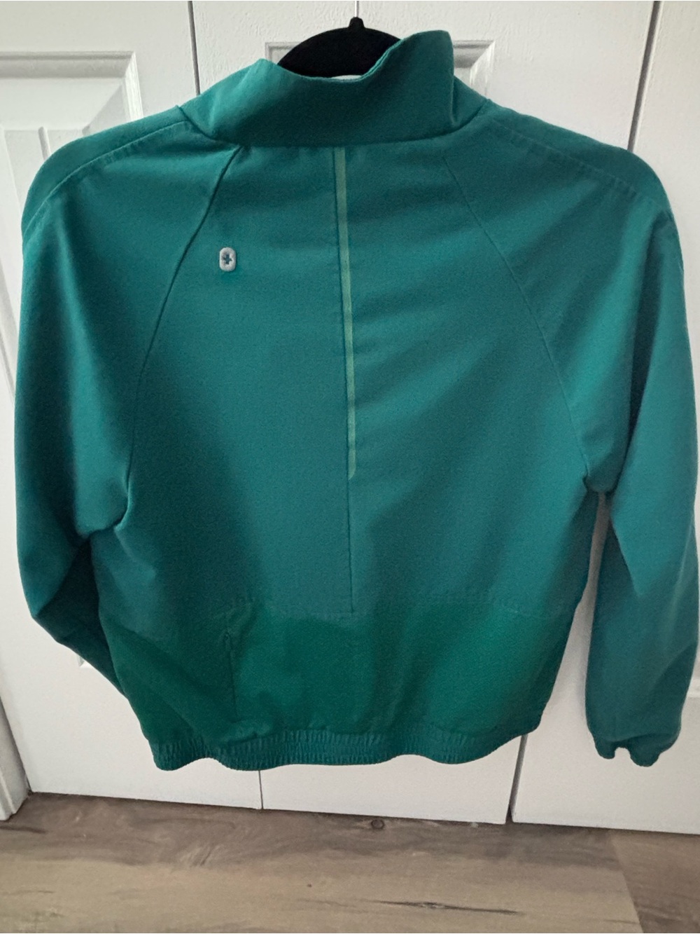 FIGS Jacket - Picture 2 of 2